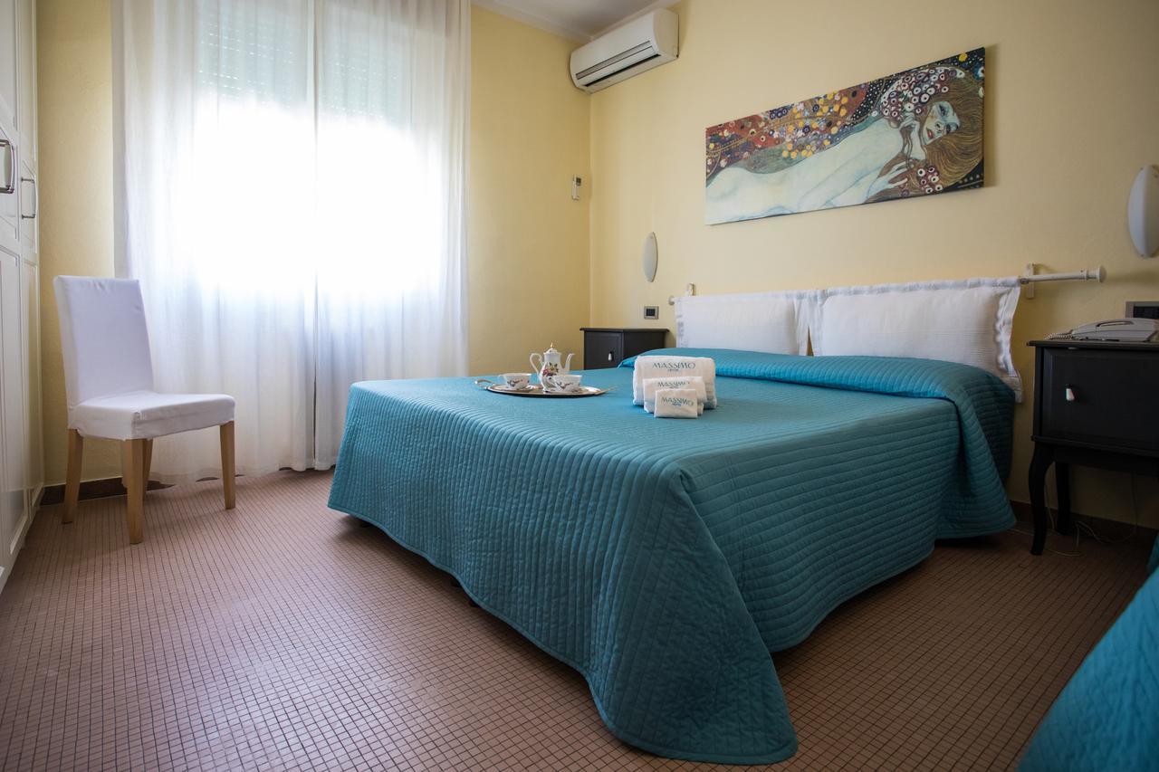 Hotel Massimo Marina di Cecina Εξωτερικό φωτογραφία