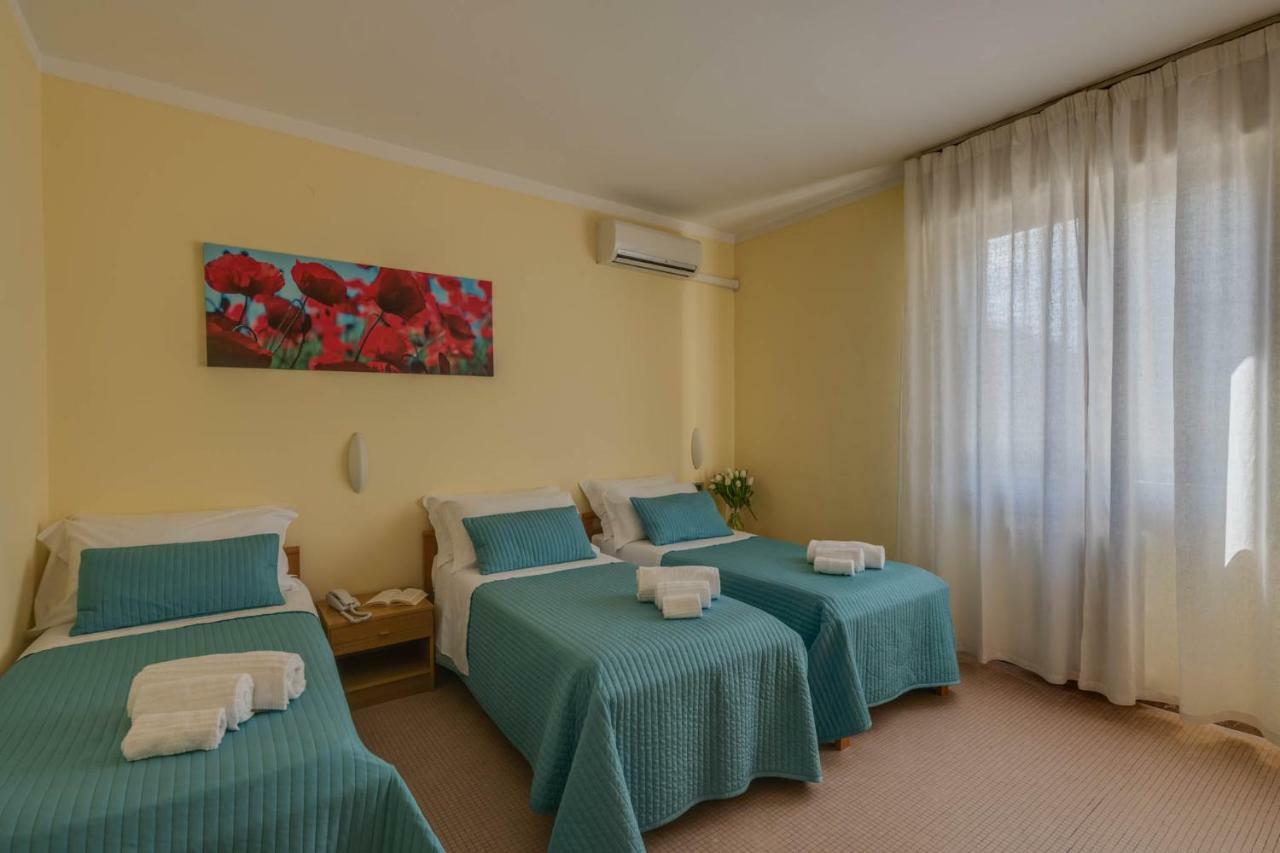 Hotel Massimo Marina di Cecina Εξωτερικό φωτογραφία
