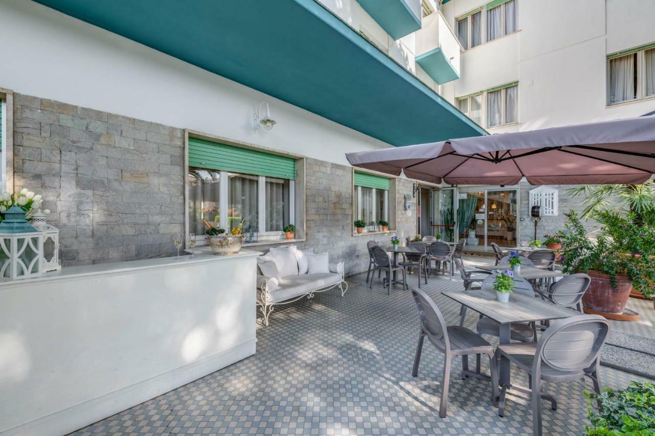 Hotel Massimo Marina di Cecina Εξωτερικό φωτογραφία